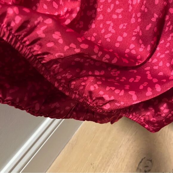 ✨MUST GO free ship! Socialite V-neck Banded Camisole in fuchsia/pink - Medium - Picture 5 of 5